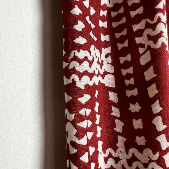 Caffe’ Marrakesh Pintuck Lace Tank Maroon Cream NWT Women’s M - Picture 2 of 9